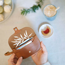 Afbeelding in Gallery-weergave laden, Small wishes wallet