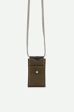 Afbeelding in Gallery-weergave laden, Phone pouch sticky sis olive