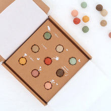 Afbeelding in Gallery-weergave laden, Bloembommetjes
