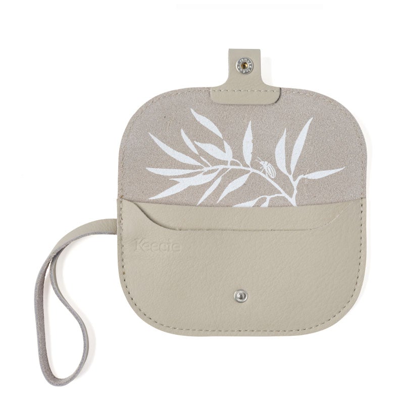 Small wishes wallet cement