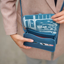 Afbeelding in Gallery-weergave laden, Lunch break tas faded blue
