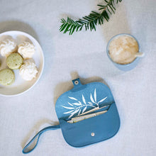 Afbeelding in Gallery-weergave laden, Small wishes wallet
