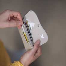 Afbeelding in Gallery-weergave laden, cat chase wallet S cement
